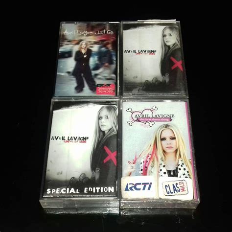 Avril Lavigne Under My Skin Special Edition