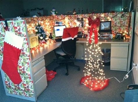 40 Christmas Decoration Ideas For Office Pink Lover
