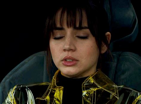 Bbrothertedd — Joewright Ana De Armas As Joi In Blade Runner