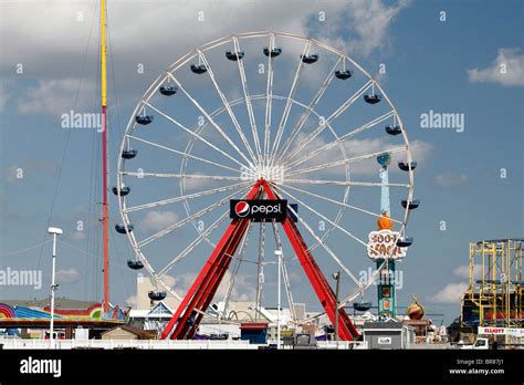 Giant Wheel Amusement Park Boardwalk Ocean City Maryland Usa Stock