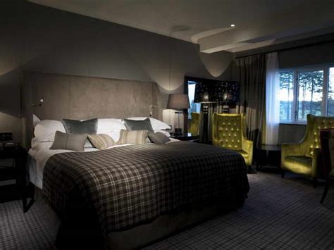 15 Splendid Masculine Bedroom Design Ideas For Men With Style