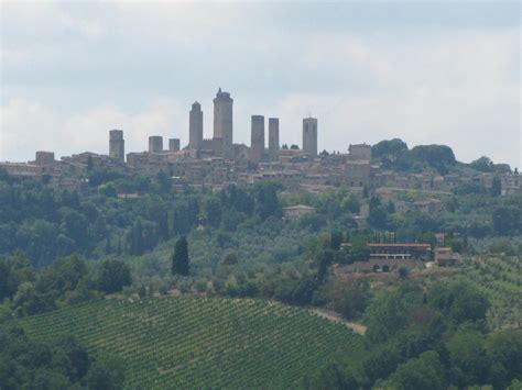 san gimignano towers italia san gimignano san francisco skyline seattle skyline