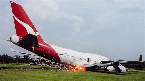 Boeing 747 Crash In Bangkok Miracle In Thailand Qantas Flight 1