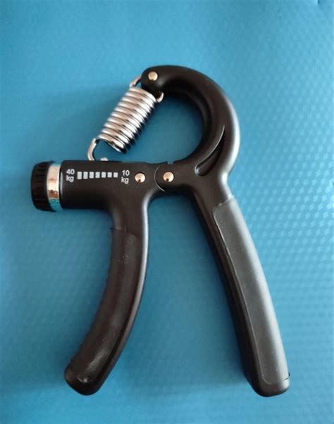 Stainless Steel Black Hand Grip Exerciser At Rs 58piece In New Delhi Id 2851534752030