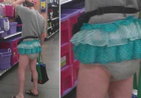 Funny Photos Of The Strangest Most Unusual Shoppers From Walmart Sunnyvibes