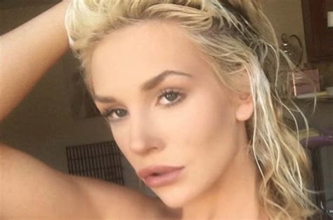 Courtney Stodden Strips Totally Naked For Instagram Fans Daily Star