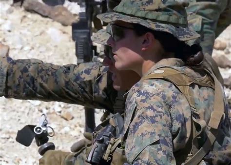 Us Marines Finally Get Their First Female Infantry Officer Popular Airsoft Welcome To The