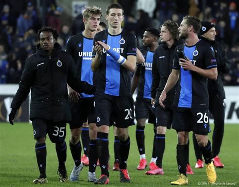 Club brugge is a member of vimeo, the home for high quality videos and the people who love them. Club Brugge verkoopt mondkapjes voor het goede doel - Wel.nl