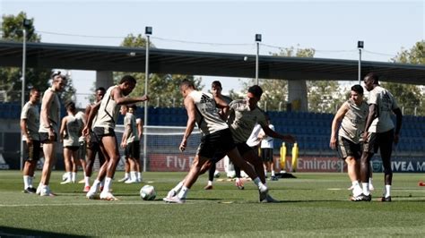ماريانو دياز أساسيا للمرة الأولى منذ 566 يوما السبت، 21 نوفمبر 2020 04:49 م. المرينغي يستعيد نجميه قبل مباراة ريال مدريد ضد فياريال ...
