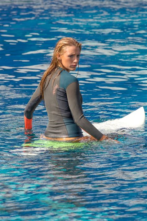 Though she is stranded only 200 yards from shore, survival proves to be the ultimate test of wills, requiring all of nancy's ingenuity. Blake Lively in The Shallows Movie Photos | POPSUGAR ...