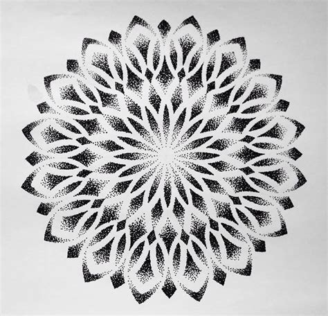 Pin By Oni Nguyễn On Mandala Geometric Mandala Geometric Mandala