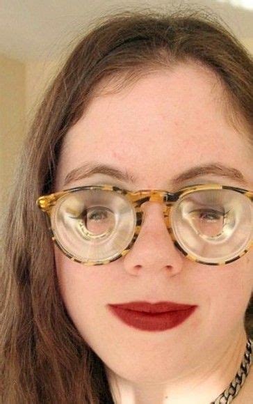 Pin Von Bobby Laurel Auf Girls With Glasses Brille Strumpfhose Strümpfe
