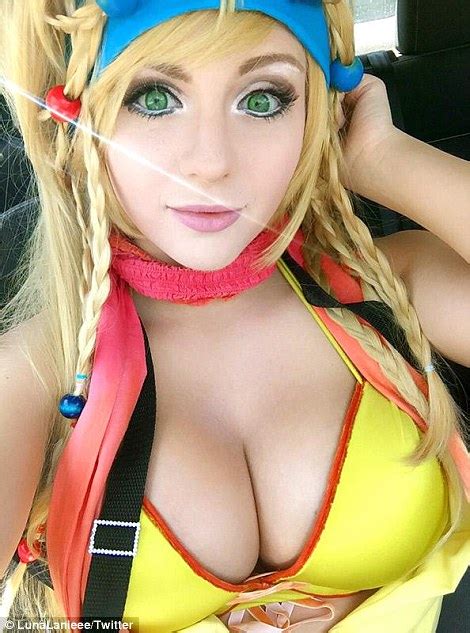 Cosplayers Flood Los Angeles For Annual Anime Expo Daily Mail Online