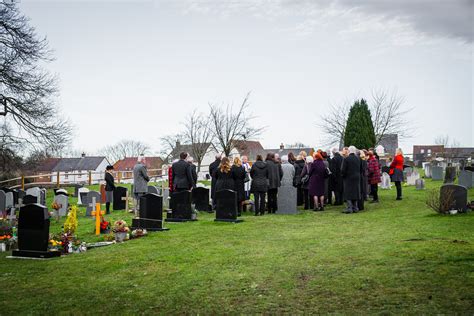 Hampshire Funeral Photographer Rams Hill Cemetery