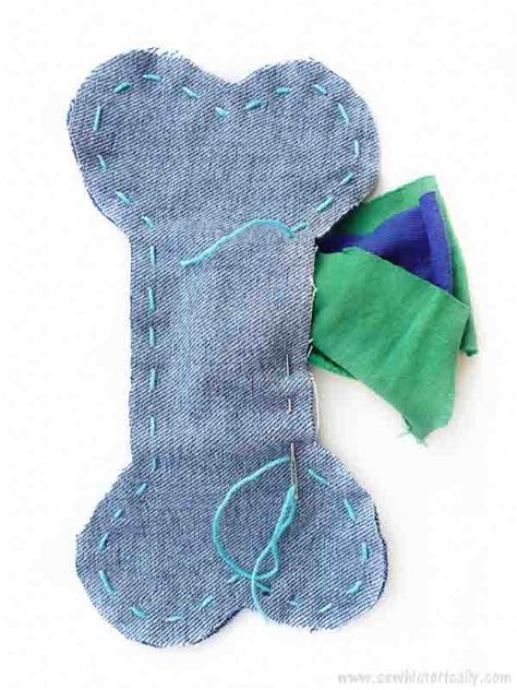 22 Diy Denim Dog Toys Recycled From Old Jeans Sew Historically