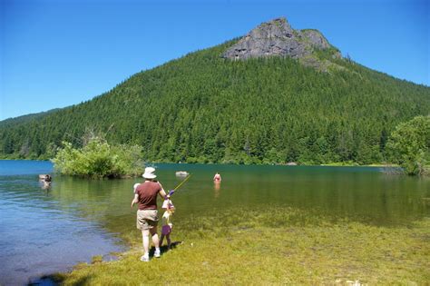 Snoqualmie Valley Trail Rattlesnake Lake To Snoqualmie Mountains To