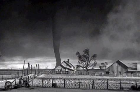900 Am Wizard Of Oz Tornado Scene Remains A Classic — Perspecta