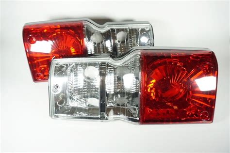 Daihatsu Taft Rocky Feroza Fourtrak Sportrak Rear Tail Light Housing