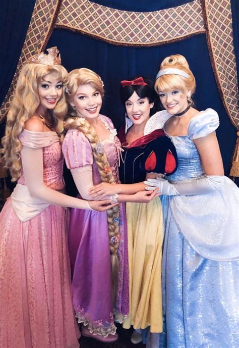 Disney Princess Face Characters Disney Dresses Real Disney