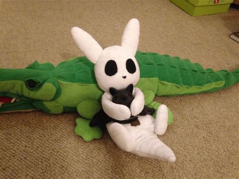 A Plush Slugcat I Made Rrainworld