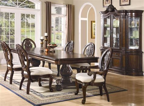 Traditional or formal dining sets generally consist of a large table with chairs. Tabitha Dark Cherry Traditional Formal Dining Room ...