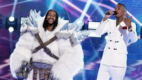 Masked Singer Omarion Donnie Wahlberg Unmasked As Yeti Cluedle Doo