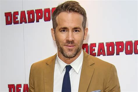 Ryan reynolds ретвитнул(а) deadline hollywood. Ryan Reynolds Opens Up About His Anxiety | PEOPLE.com