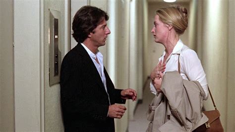 Meryl Streep Once Said That Dustin Hoffman Grabbed Her Breast The First Time He Met Her Updated