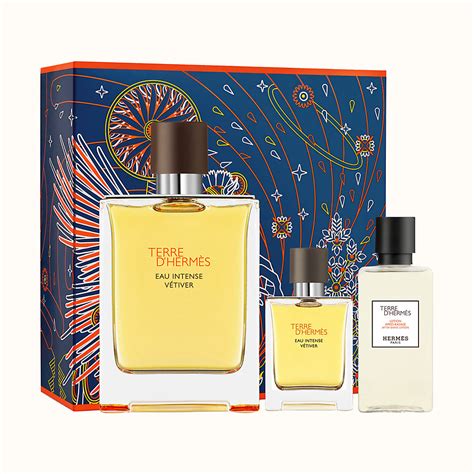 In collaboration with apple, hermès has created apple airtag hermès, four smart objects designed to locate your everyday essentials thanks to the apple find my app. Terre d'Hermes Eau Intense Vetiver Eau de parfum set | Hermès USA