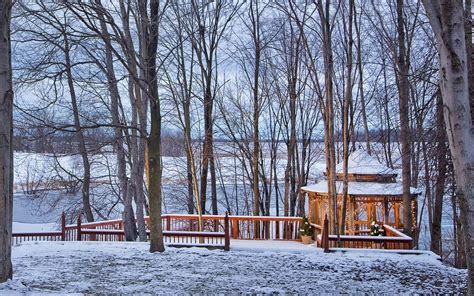 Winter Getaway In Michigan Romantic Weekend Getaways