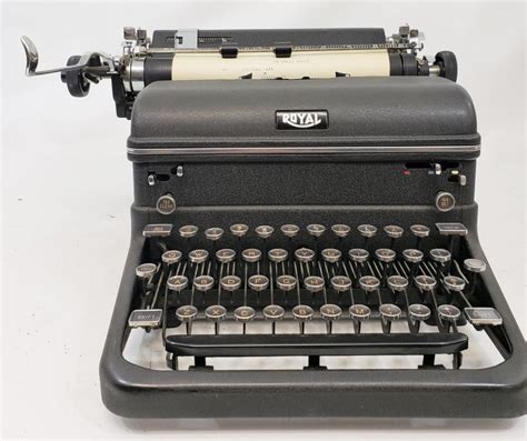 Sold Price 1940s Royal Typewriter Invalid Date Est