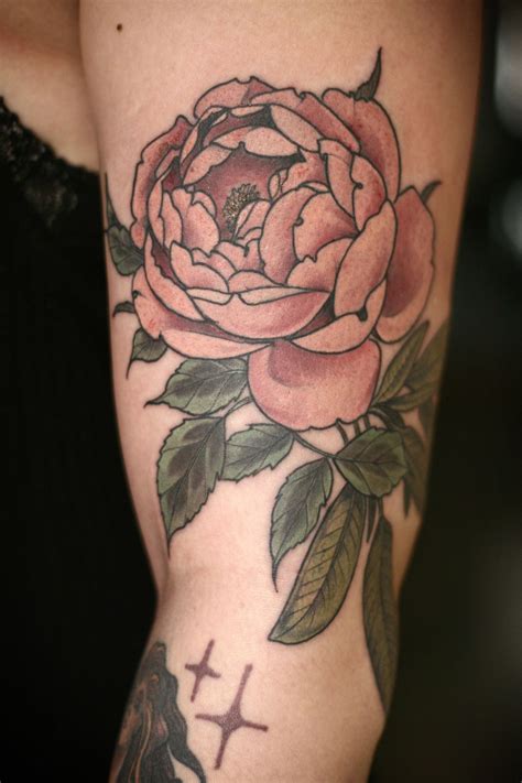 Alice prefers tattoos that have a natural science theme with occult flair and traditional stylings. Alice Carrier | Floral arm tattoo, Tattoo artists ...