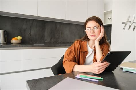 Free Photo Portrait Of Young Student Woman Studying At Home Working