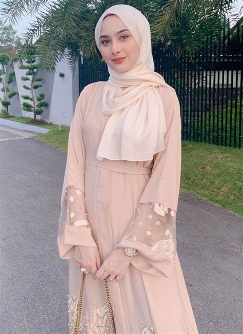 Pin By Jamal Me On Busana Muslimah Cantik Muslim Girls Fashion Hijab