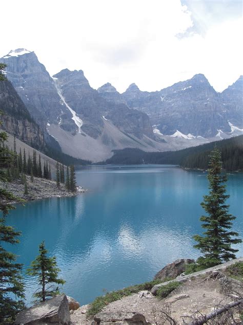 Moraine Lake In Alberta Canada Places To Visit Beautiful Landscapes