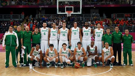 O dream team conquistou de forma invicta a medalha de ouro no torneio masculino de basquete. Candangos Basquete do Cerrado: O basquete como ele é!
