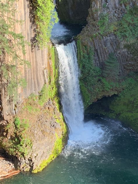 Waterfall Hikes in Oregon-Toketee Falls - Hello Bend Oregon