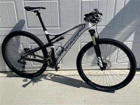 2012 Specialized Epic Expert Carbon 29er Size Large Specialized
