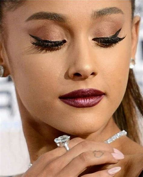 Love Make Up Ariana Grande Ideias De Maquiagem Maquiagem Inspiração De Maquiagem