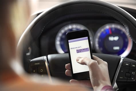 Travelers Insurance To Tackle Distracted Driving In 2018 Fleet News Daily