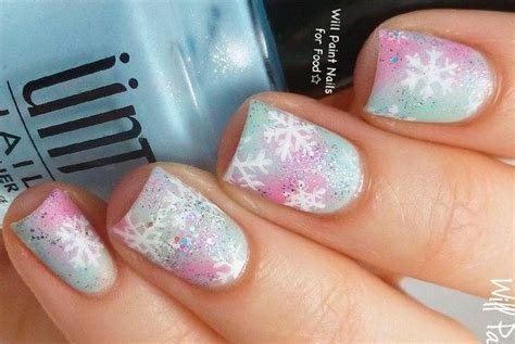 Uñas de gelish para niñas de unicornio / 35 diseños mágicos de uñas de unicornio que te encantarán : Short and pink nail art for chritsmas - Uñas cortas ...