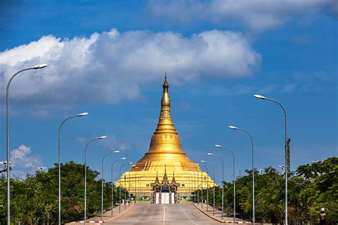Naypyidaw is the capital city of myanmar today, located next to pyinmana. Naypyidaw Stock Photos, Pictures & Royalty-Free Images - iStock