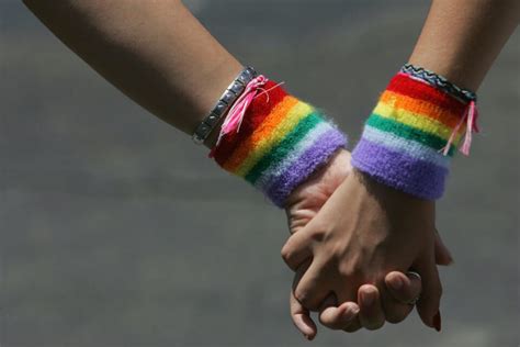 Mese Della Salute Bisessuale Avere Un Partner Bisex Gayit