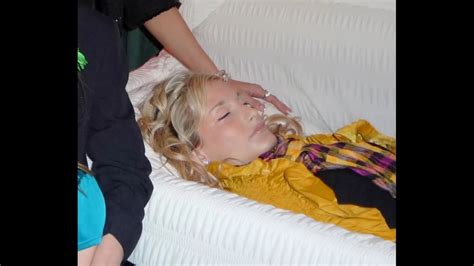 Jessica Harris In Her Open Casket During Her Funeral Post Mortem