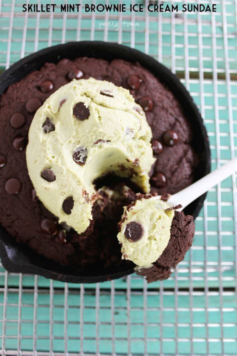 6 Ingredient Skillet Mint Brownie Ice Cream Sundae A Healthy Brownie