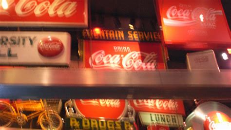 Der brausekonzern ist die weltweit bekannteste marke. Coca-Cola profitiert von Zuckerreduktion | W&V