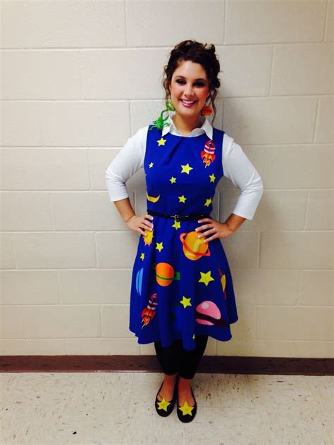 Miss Frizzle Costume Punny Halloween Costumes Storybook Character