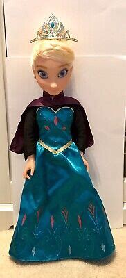 Disney Frozen Coronation Elsa Doll Very Rare Jakks Pacific Dress Ebay