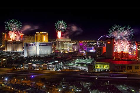 New Years Eve In Las Vegas Still Has Fireworks Events Las Vegas Review Journal