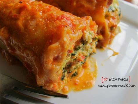 Spinach Lasagna Rolls With Roasted Red Bell Pepper Alfredo Sauce